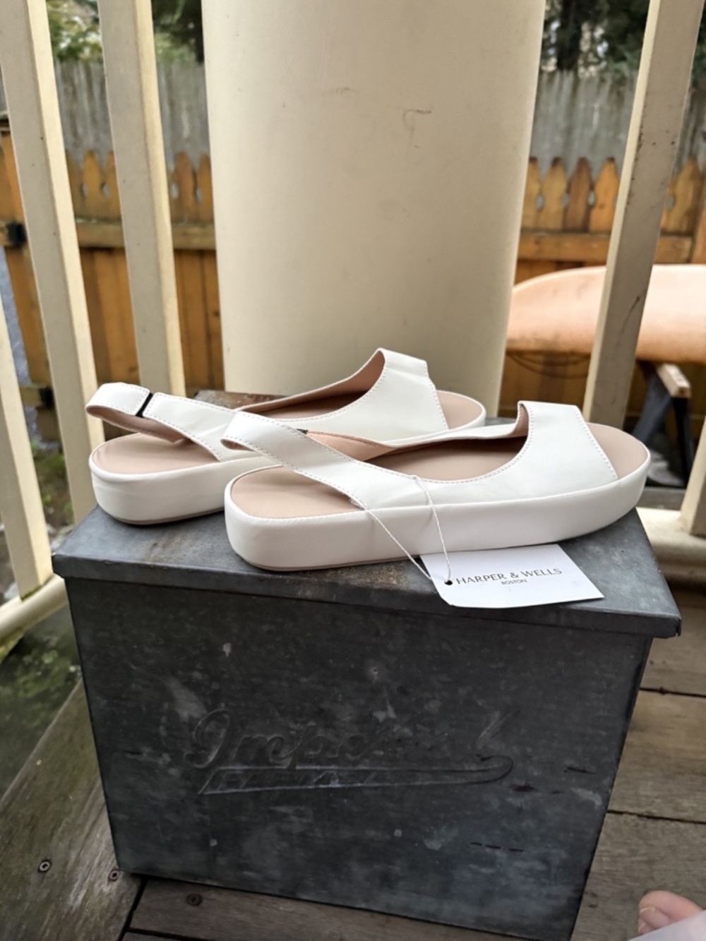 Harper & Wells White Platform Slide Sandals Size 8/8.5